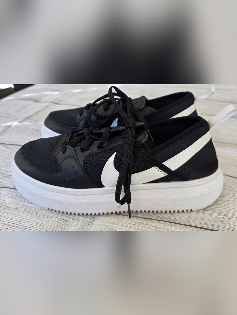 Nike Women's Size 12 Court Vision Alta TXT Black White Platform Swoosh Sneakers